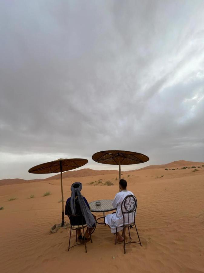 Erg Chebbi Sahara Camp Hotel เมอร์ซูกา ภายนอก รูปภาพ