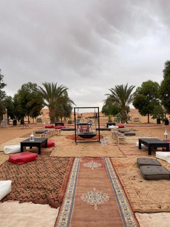 Erg Chebbi Sahara Camp Hotel เมอร์ซูกา ภายนอก รูปภาพ