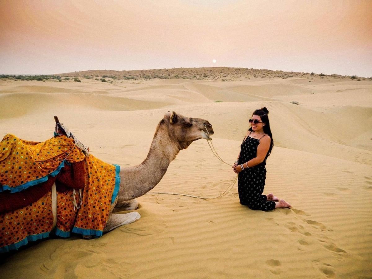 Erg Chebbi Sahara Camp Hotel เมอร์ซูกา ภายนอก รูปภาพ