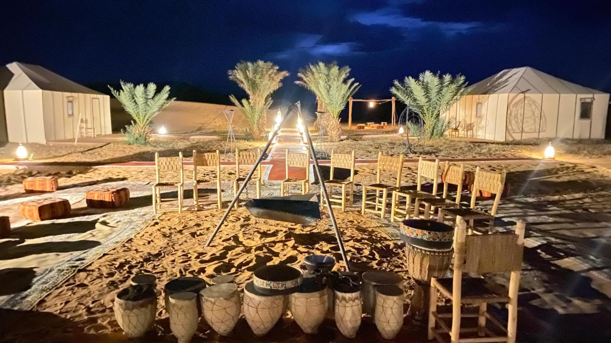 Erg Chebbi Sahara Camp Hotel เมอร์ซูกา ภายนอก รูปภาพ